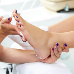 Kéz- és lábápoló technikus